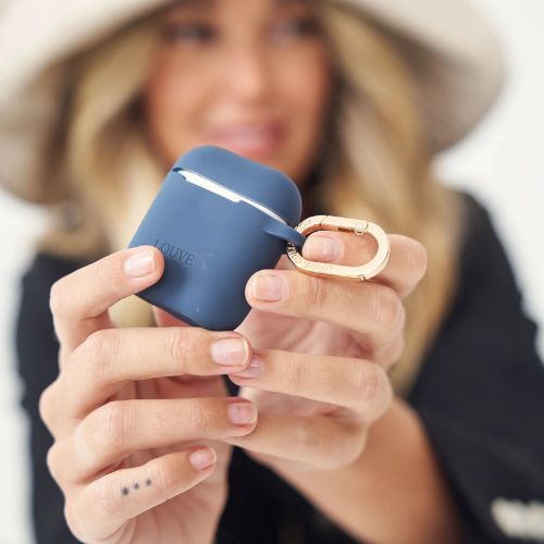 LOUVE COLLECTION | SILICONE AIRPODS CASE - NAVY - Image 3