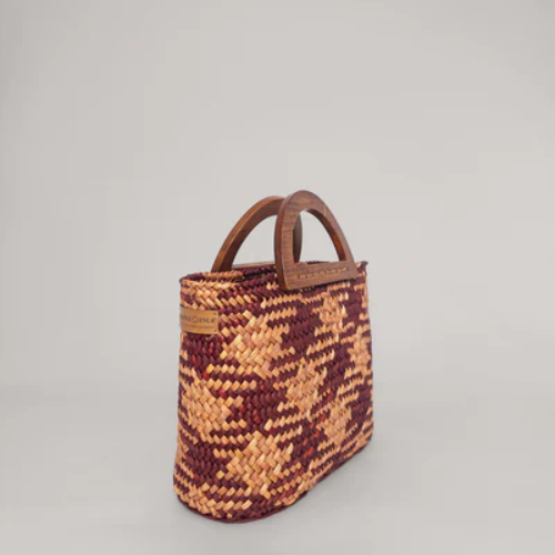 ORANGE INCA | The Sophia - Camel and Beige with Wooden Handles - Image 2